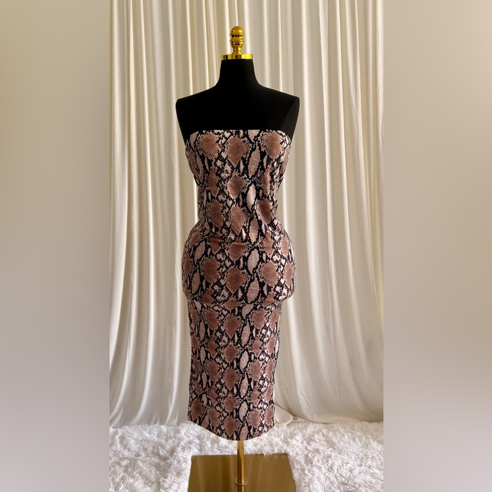 2/$30 👗 | Snakeskin Print Midi  Dress | Size Large